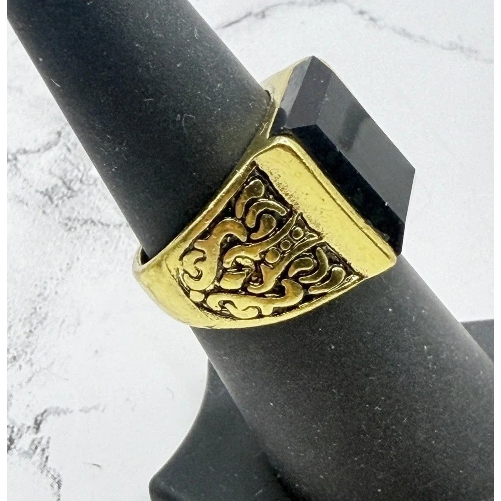 Gold Tone Black Faceted‎ Stone Signet Style Ring Sizes 6.25 & 8.5 VIDEO